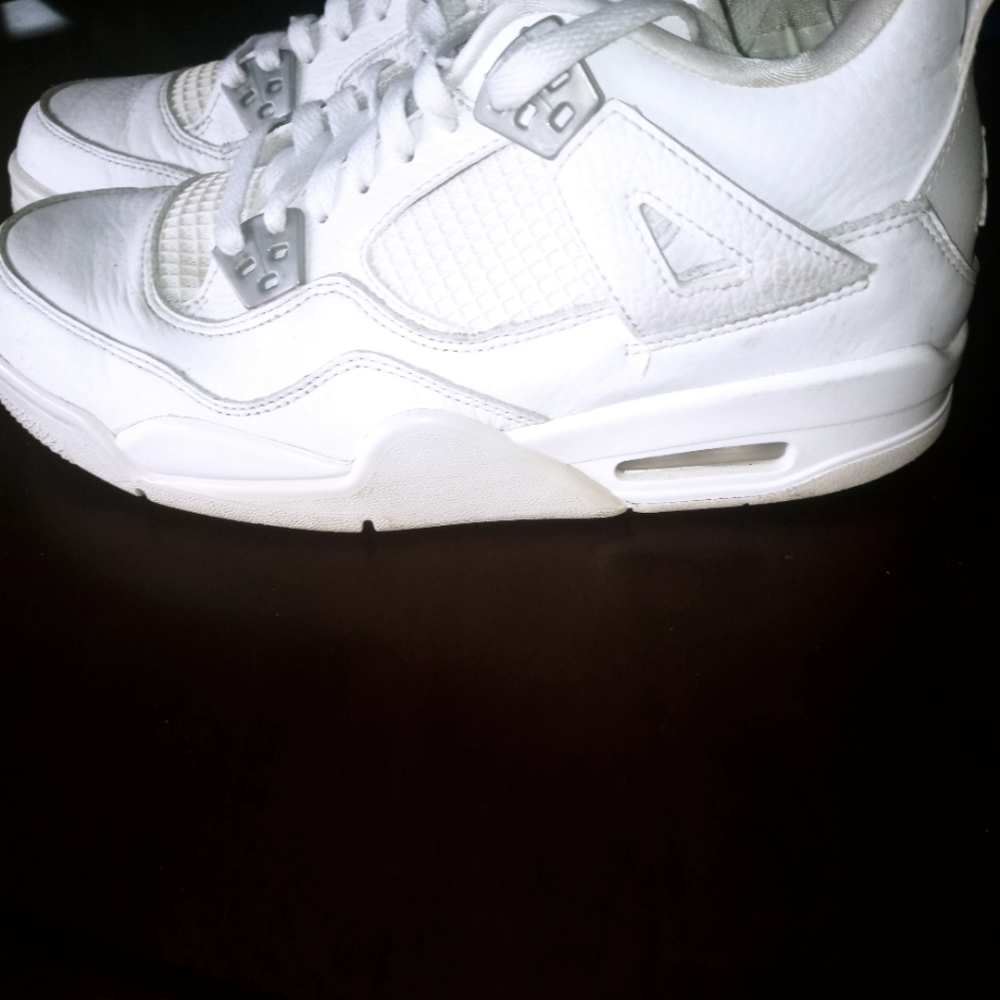 Air Jordan Pure Money 4s